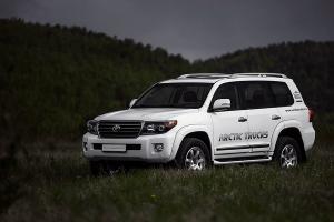 2011 Arctic Trucks Toyota Land Cruiser AT33
